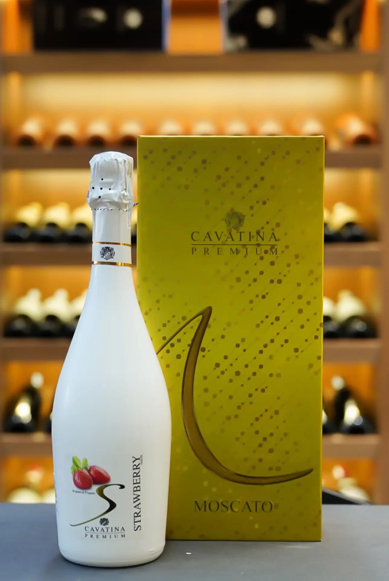 Ruou Vang Y Cavatina Strawberry 4