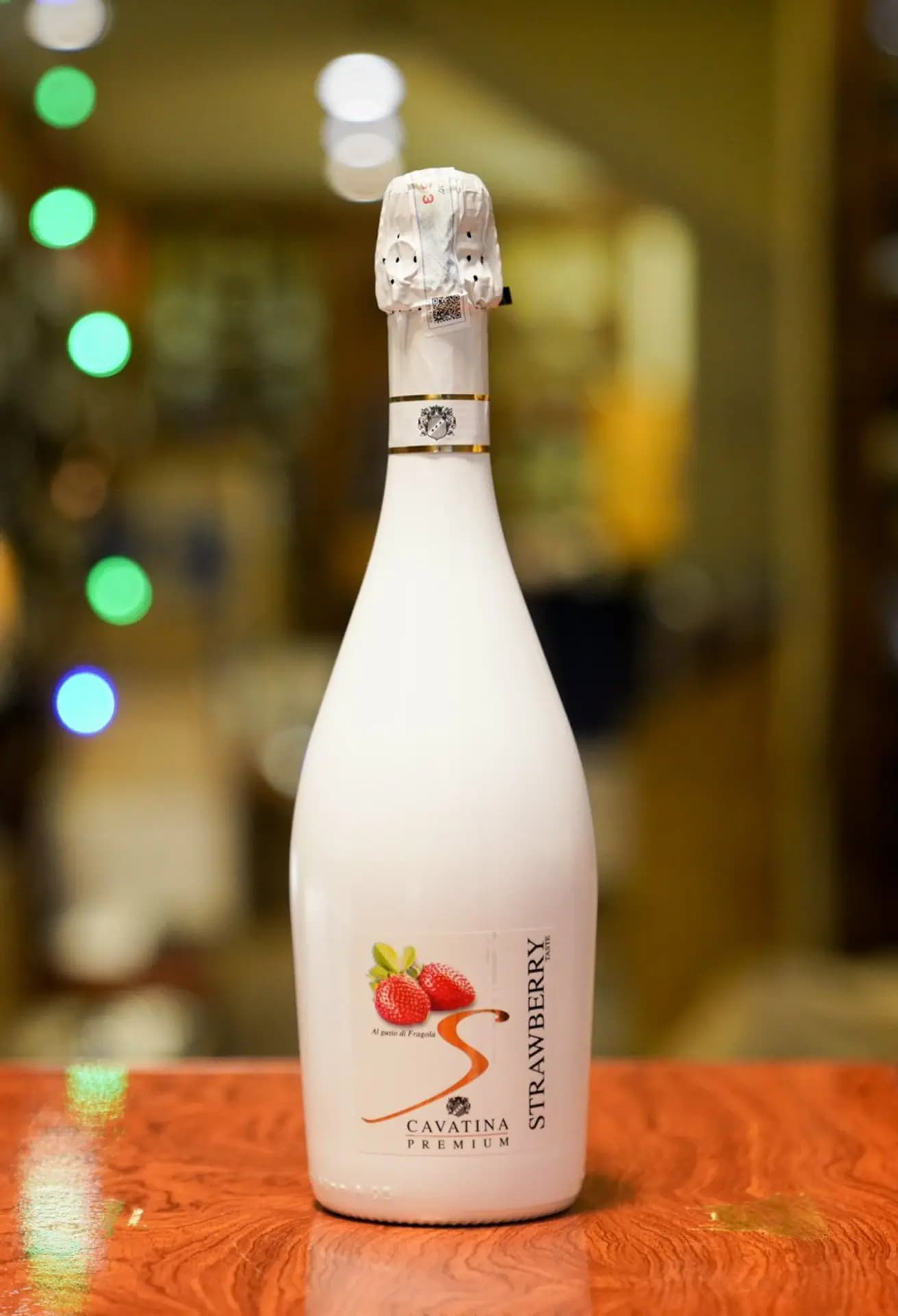 Ruou Vang Y Cavatina Strawberry 2