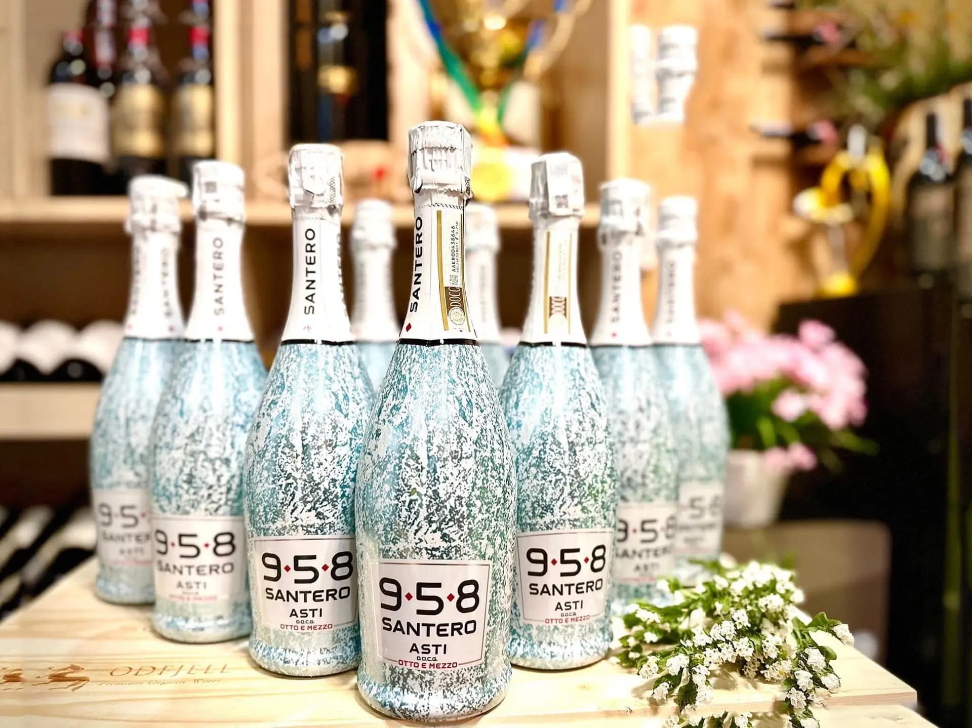 Vang Sui Sparkling Santero Asti