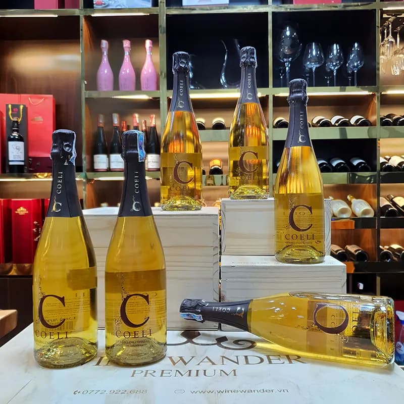 Ruou Vang Coeli Sparkling Gold Flake 3