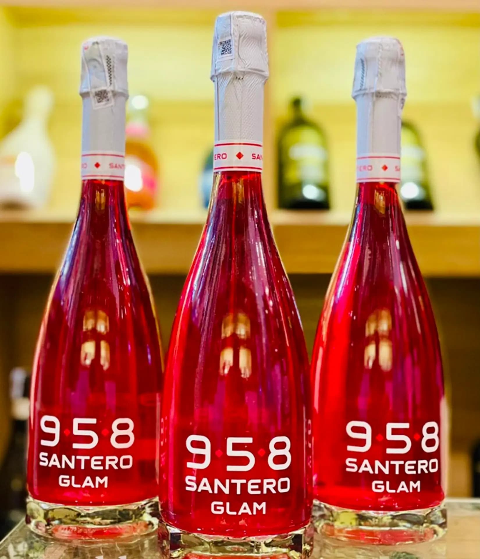Ruou Vang Y Sparkling Santero Glam Red 6