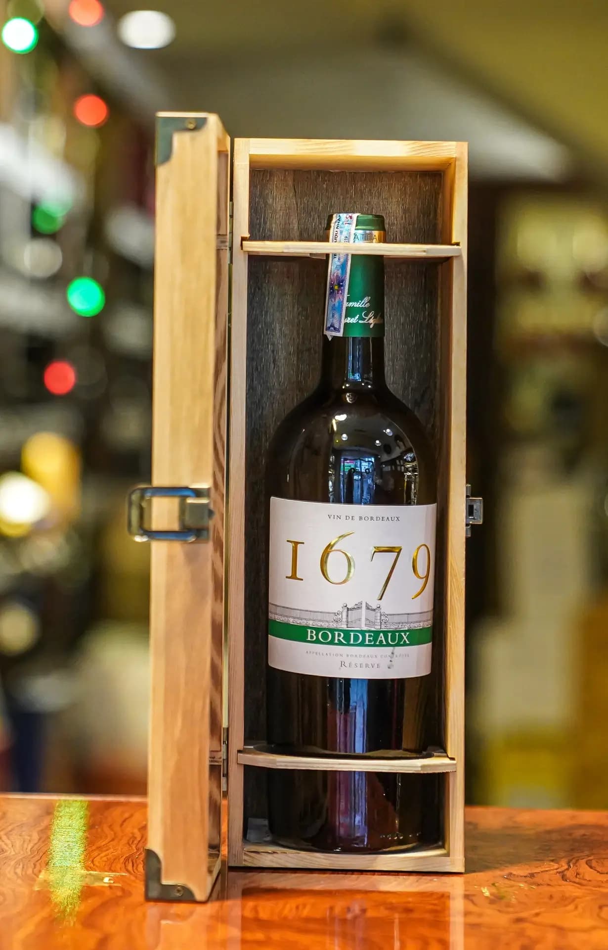 Ruou Vang Phap 1679 Bordeaux Blanc 4