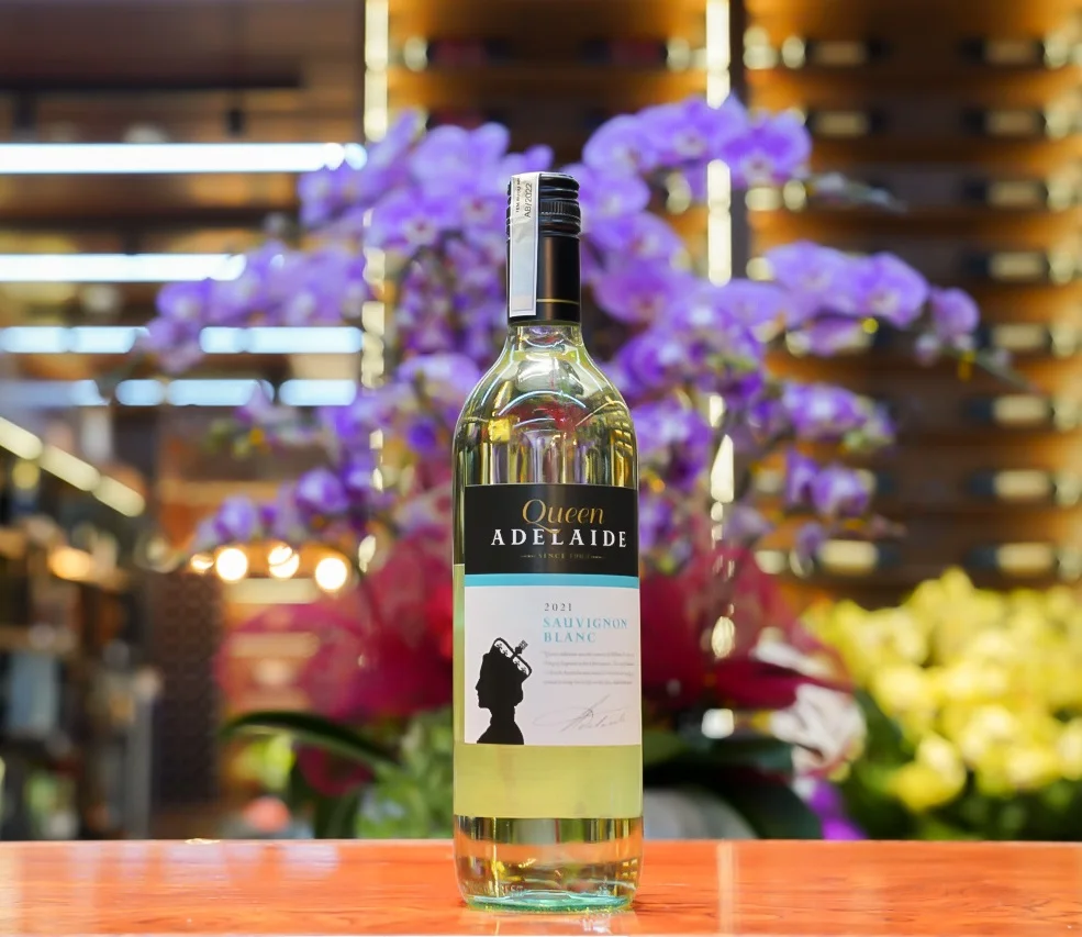 Ruou Vang Uc Queen Adelaide Sauvignon Blanc 750ml 2