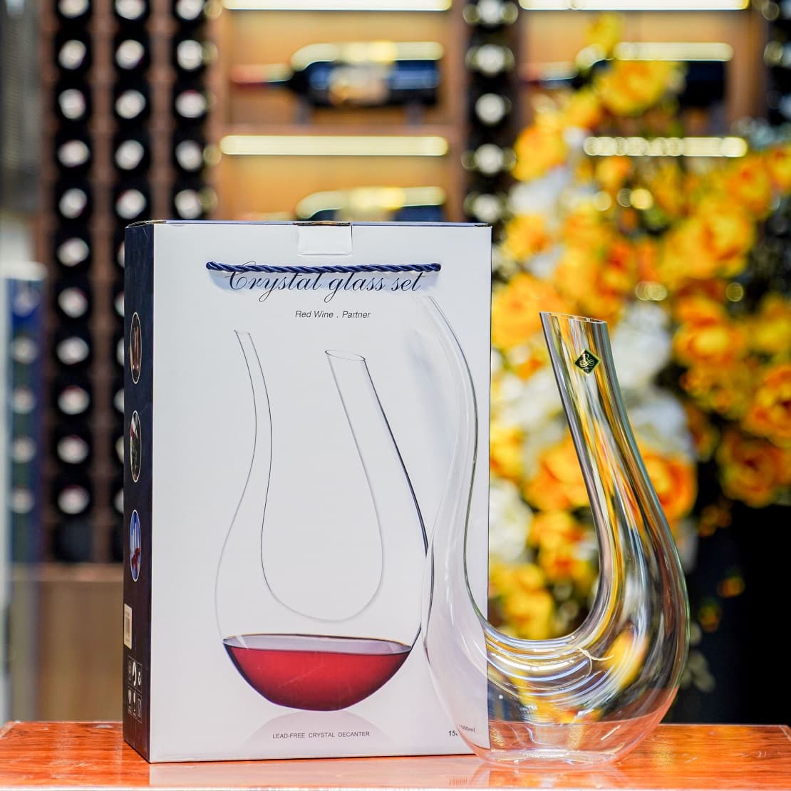 Decanter Pha Le Chu U 1