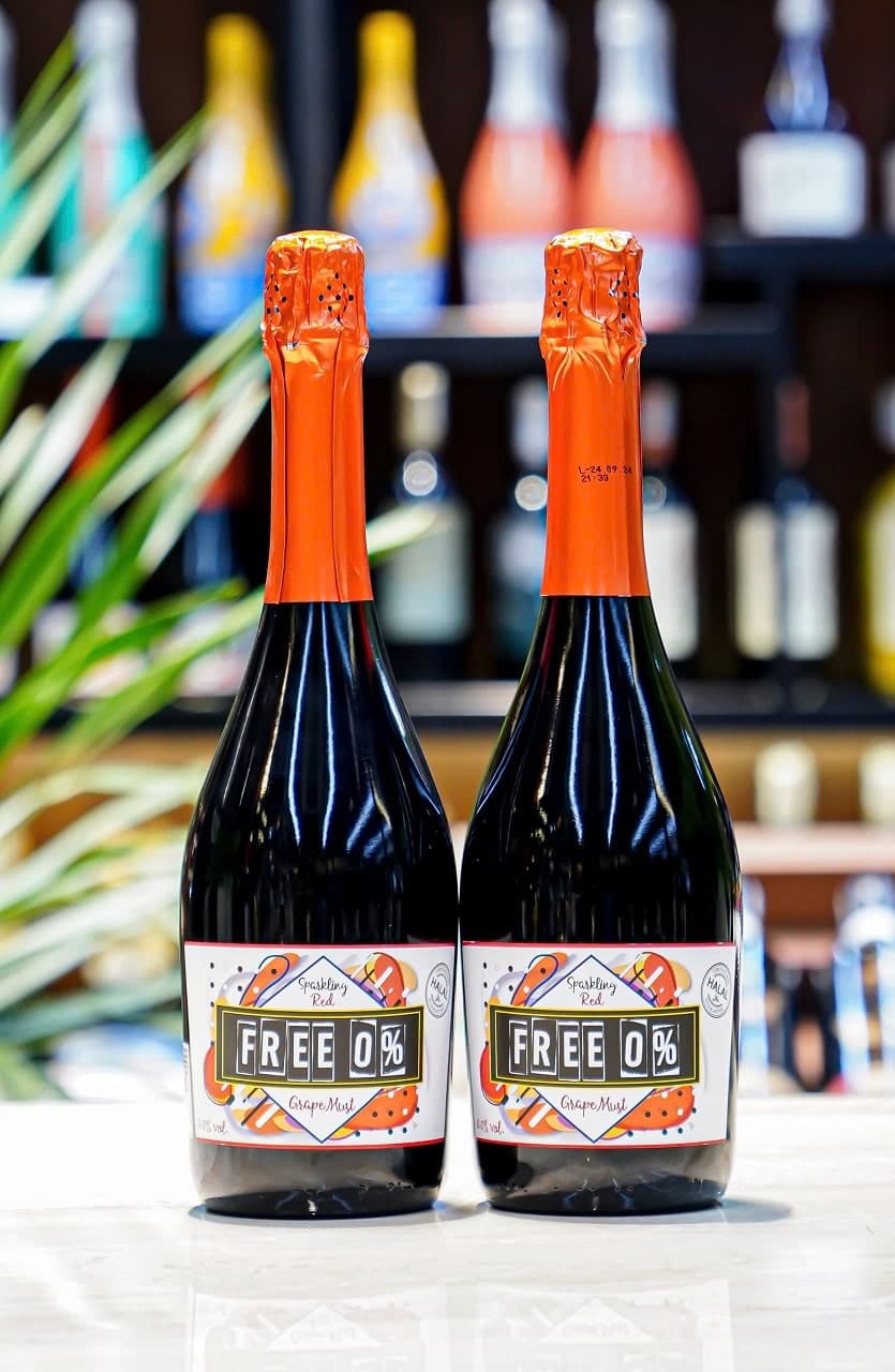 Free 0 Red Sparkling 4