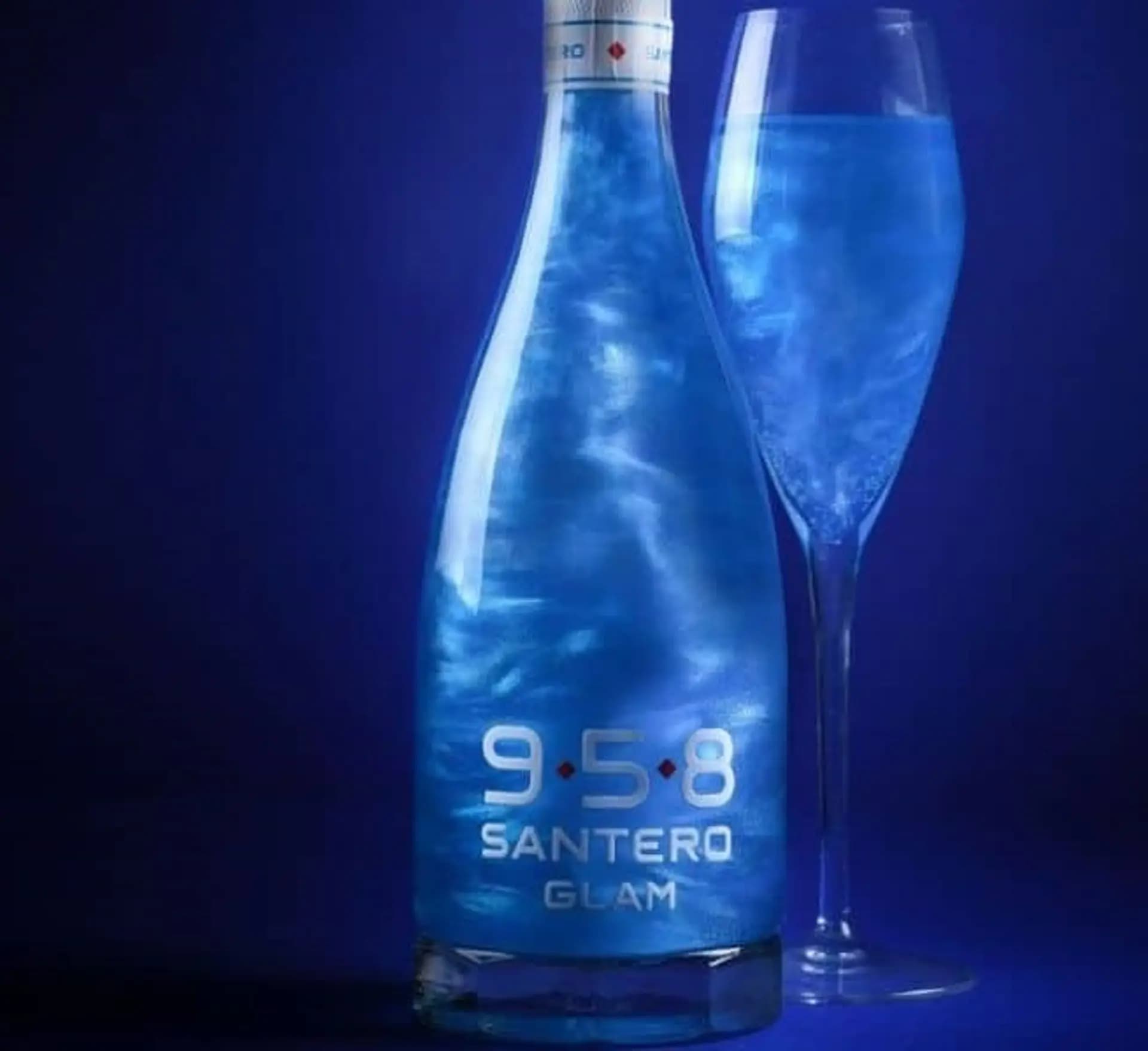 Ruou Vang Y Sparkling Santero Glam Blue 4