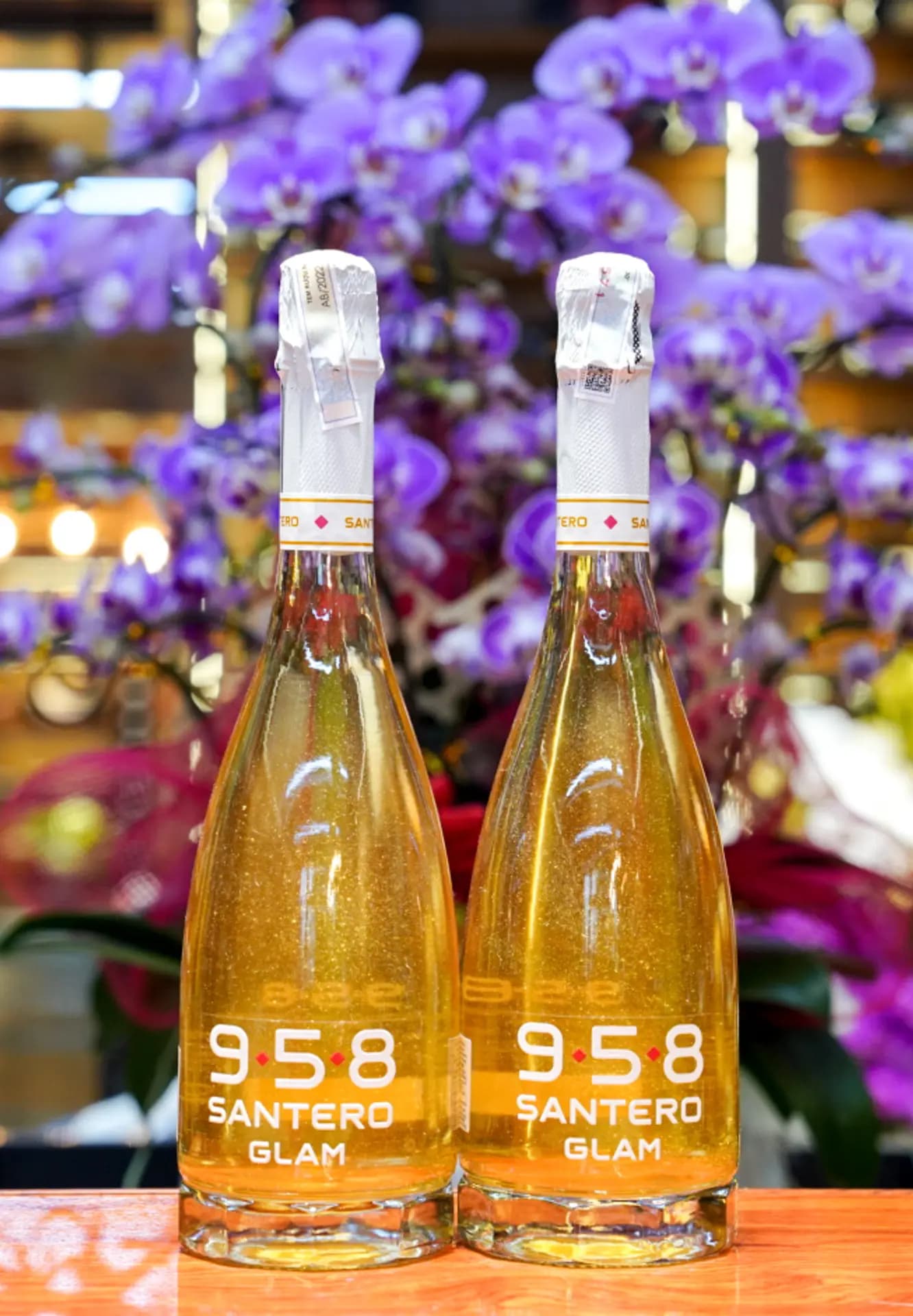Ruou Vang Y Sparkling Santero Glam Gold 5