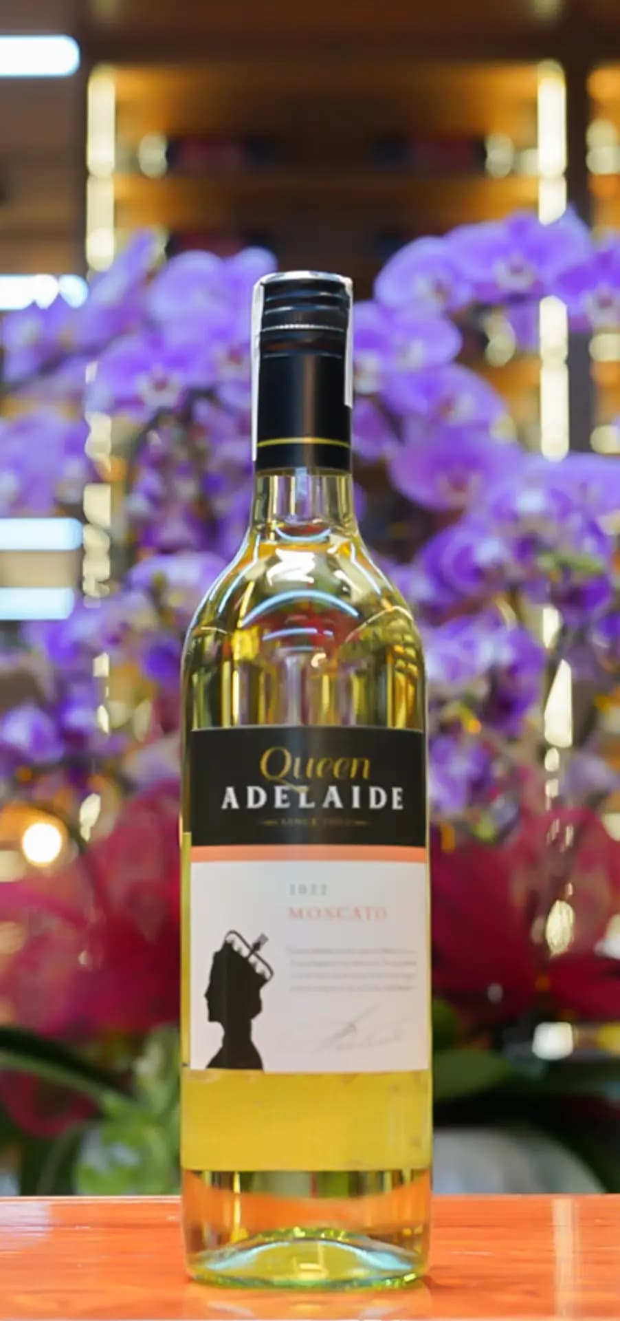Ruou Vang Uc Queen Adelaide Moscato 2